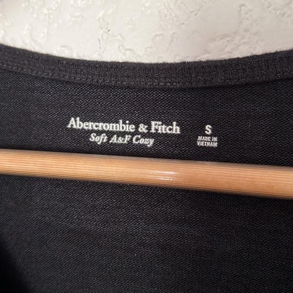 Cozy Abercrombie Tie-Front Bodysuit - Picture 2 of 3